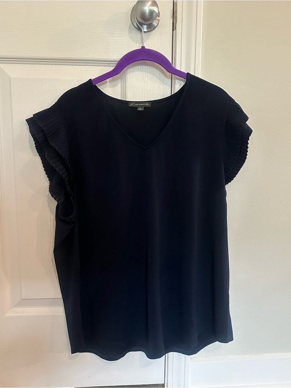 Adrianna Papell Deep Navy Size XL Blue Pleated Double Short Sleeve V-Neck Top